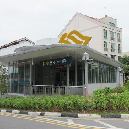 Single Sharing Room And Short Hours Stay At Sandpiper Hotel سنغافورة المظهر الخارجي الصورة