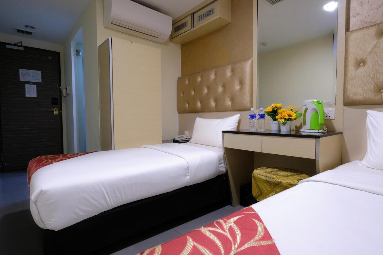 Single Sharing Room And Short Hours Stay At Sandpiper Hotel سنغافورة المظهر الخارجي الصورة