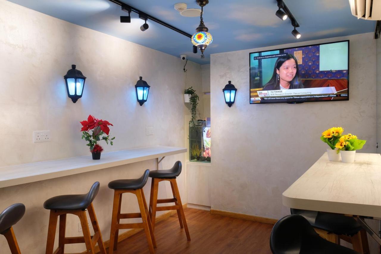 Single Sharing Room And Short Hours Stay At Sandpiper Hotel سنغافورة المظهر الخارجي الصورة